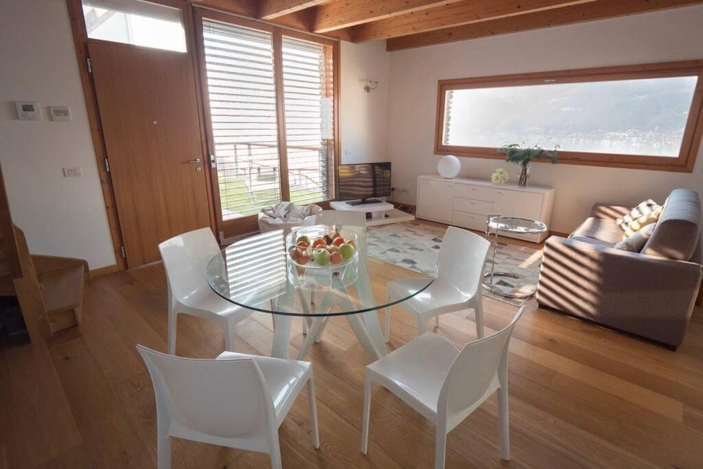 Magic Lake View With Beautiful Pool Area Bellano Bagian luar foto